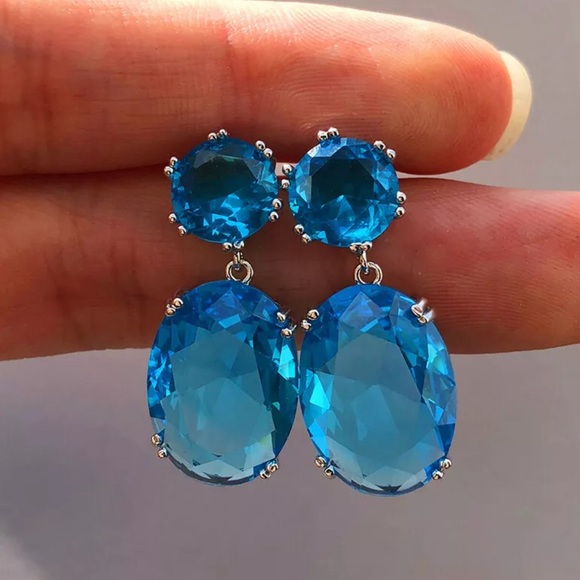 Earring - Picture 6 of 12